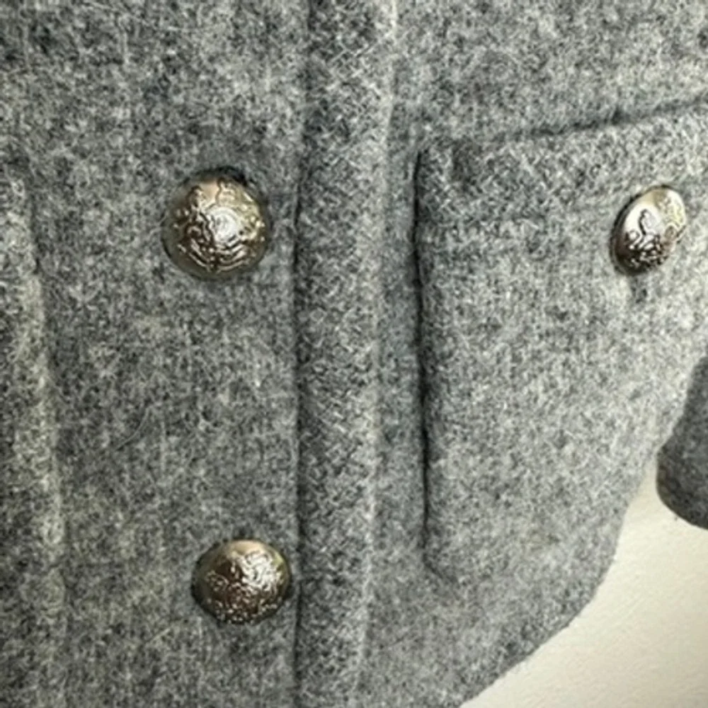Dunst textured ornate minimalist